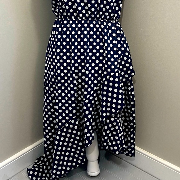 Claudia G Sleeveless Asymmetric‎ HalterTop Dress Womens M Navy White Dot NWOT - Picture 6 of 14